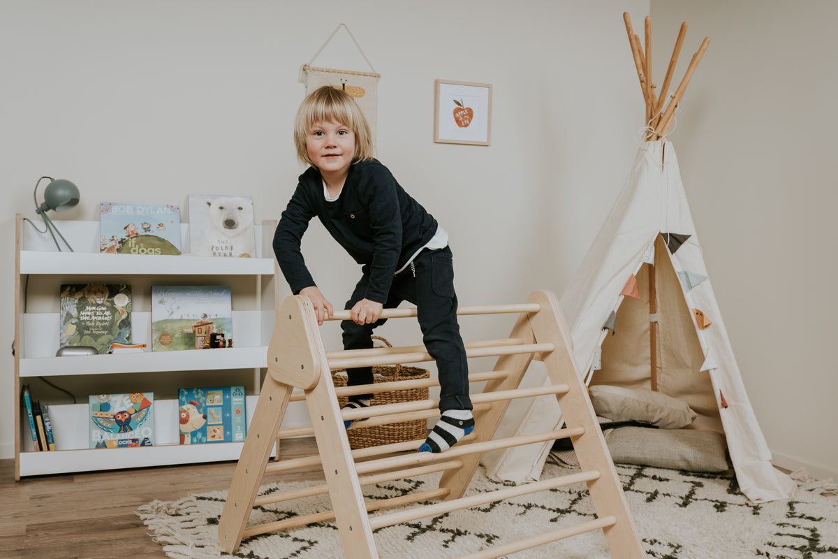 Swedish Wall & Triangle 2in1 Set